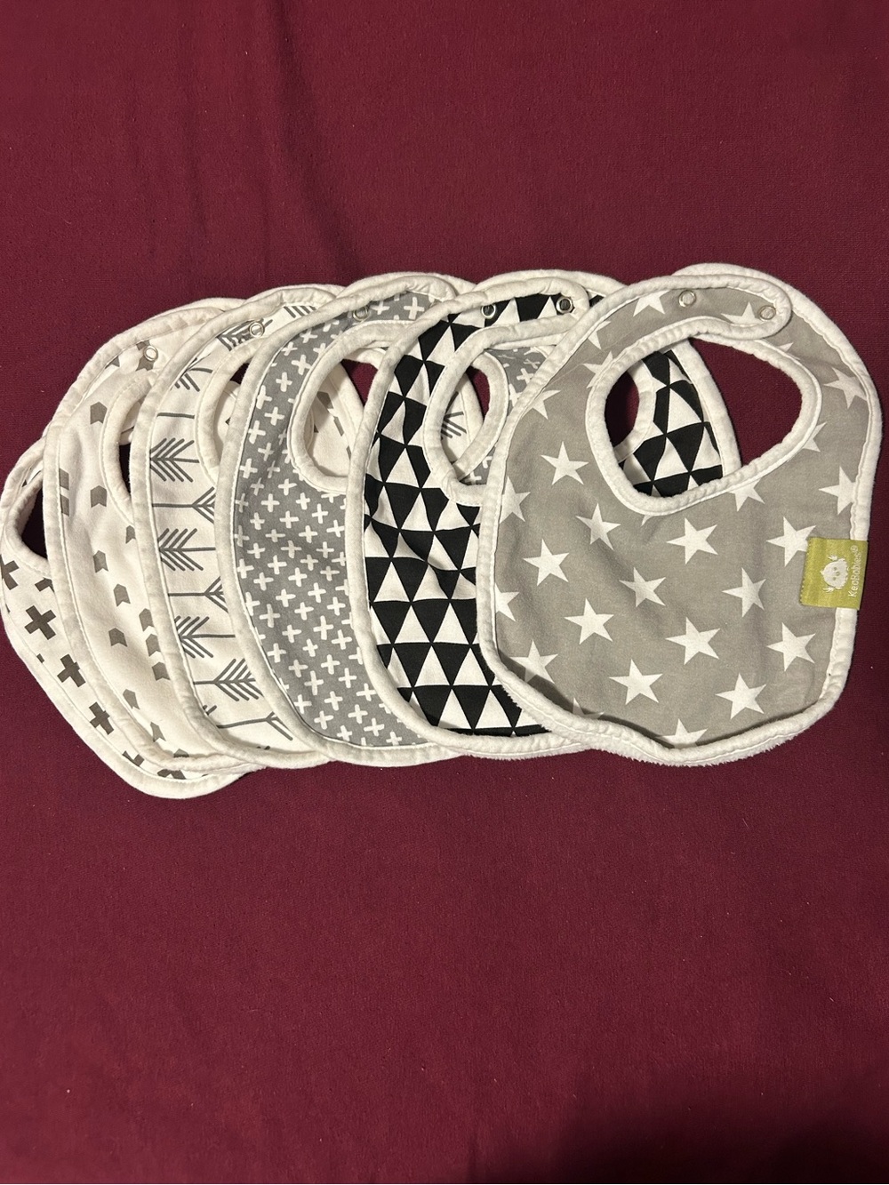 Keababies Gray & Black Patterned Baby Bib Set